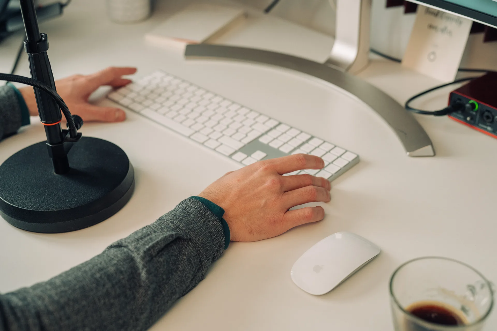 Homestudio van een voice-over — opnemen en editen, foto: Illias Teirlinck